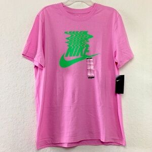 NWT Men Nike Tee Pink Shirt size